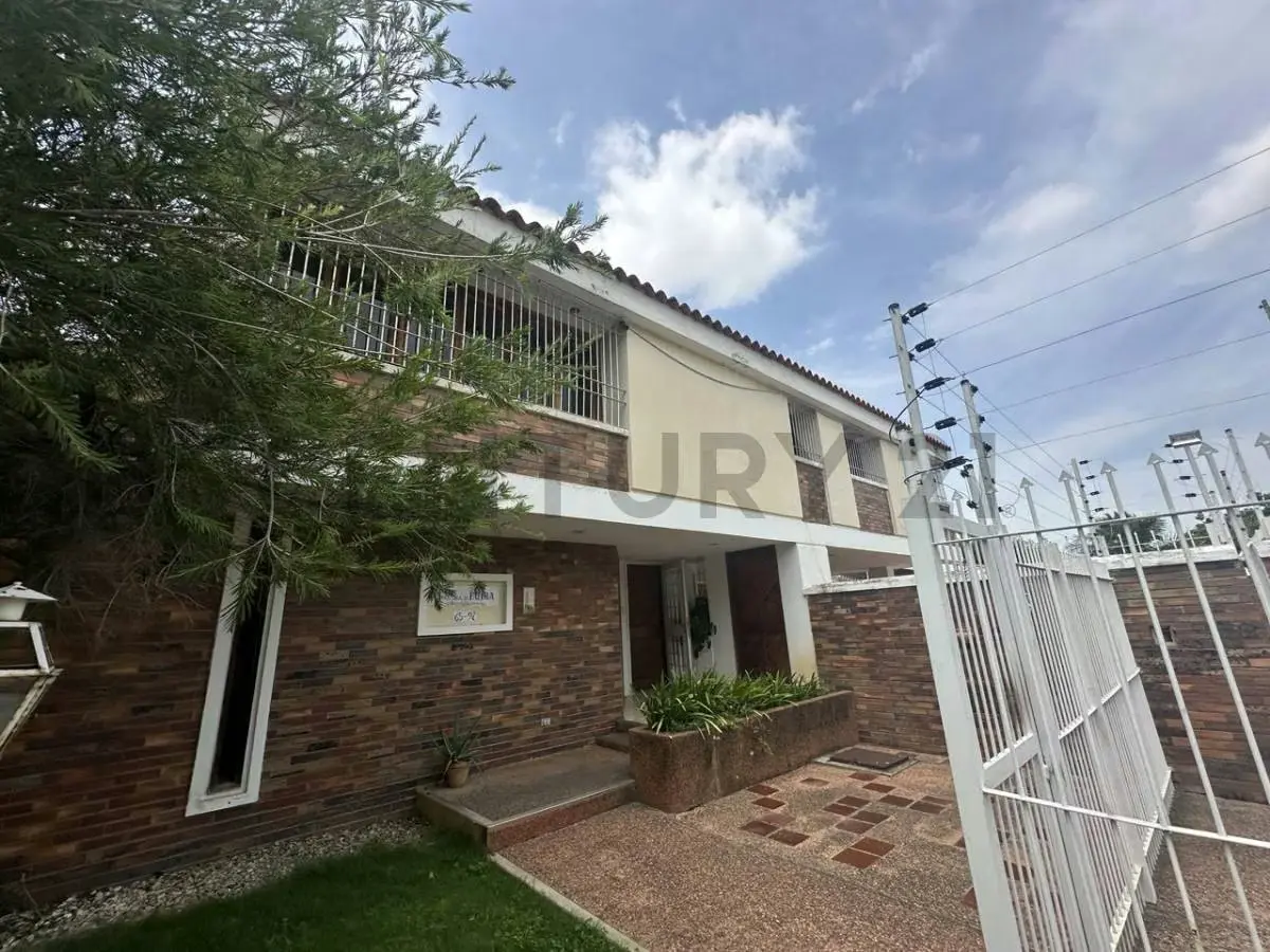 Venta de Casa Quinta de 2 plantas sector los Olivos, Maracaibo - 19