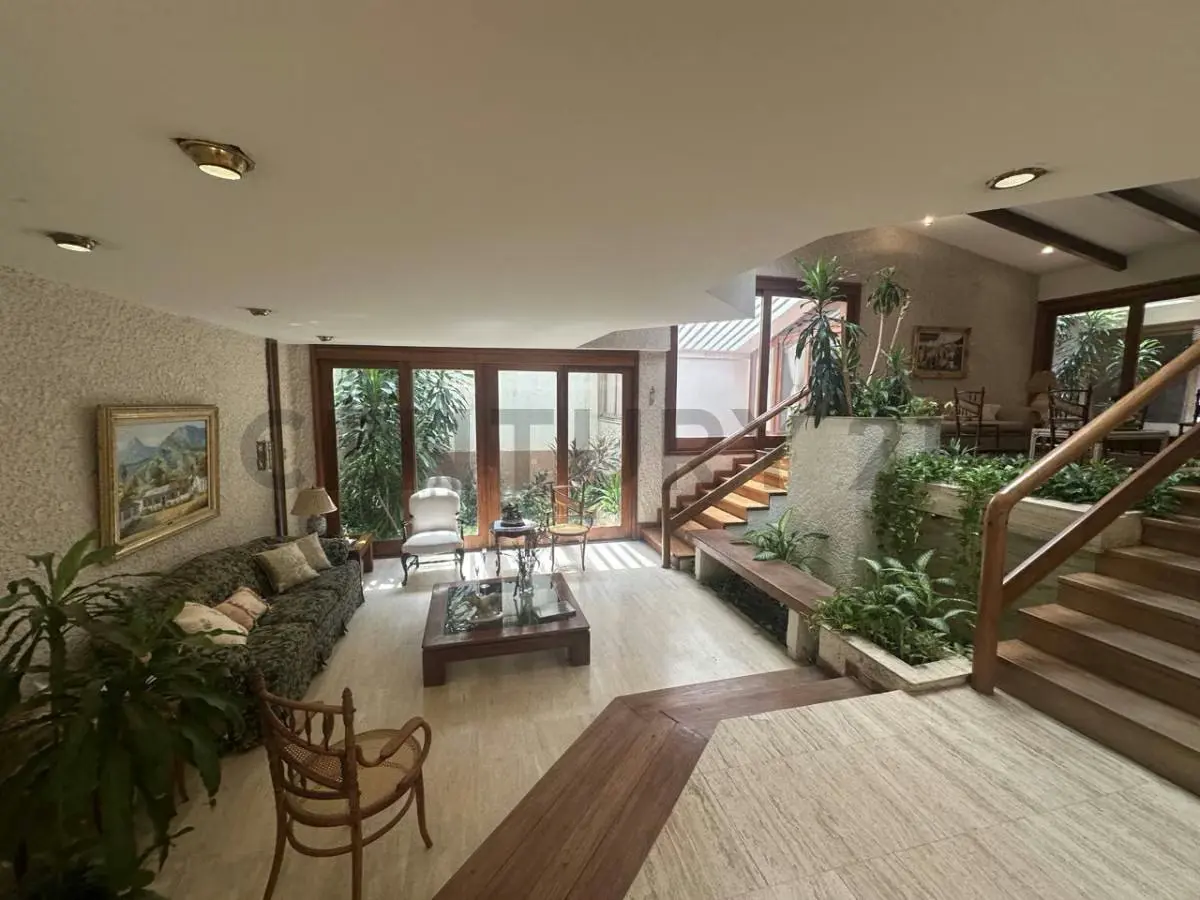 Venta de Casa Quinta de 2 plantas sector los Olivos, Maracaibo - 3
