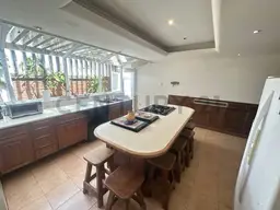 View 10