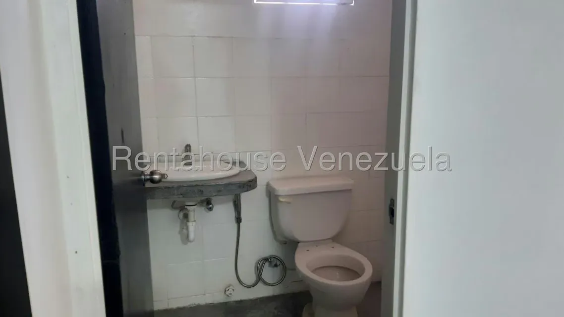 Apartamento (1 Nivel) en Alquiler en La N, Zulia - 5