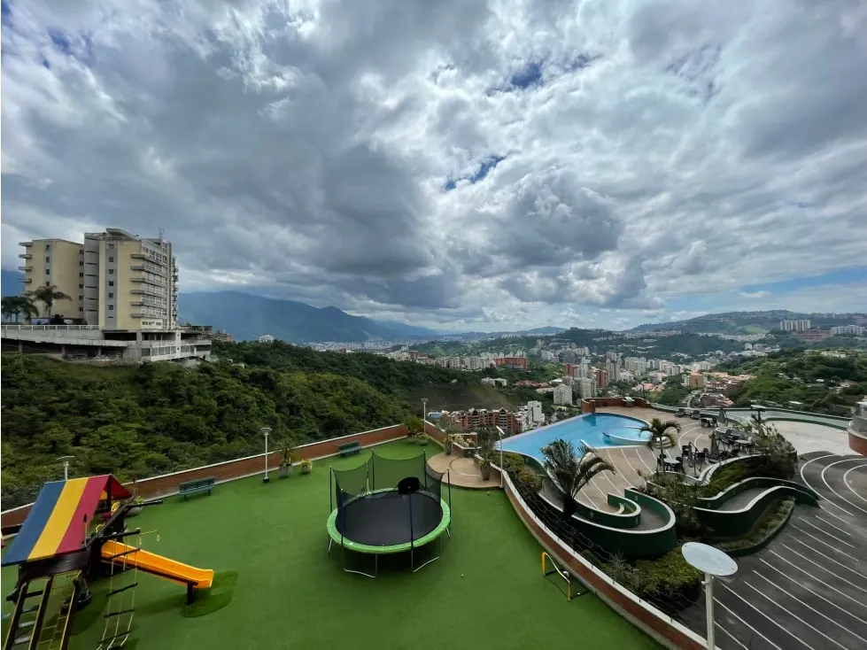 Se Vende PB Urb. Mirador de Los Campitos 318 m2 + 318 m2 de terraza - 12