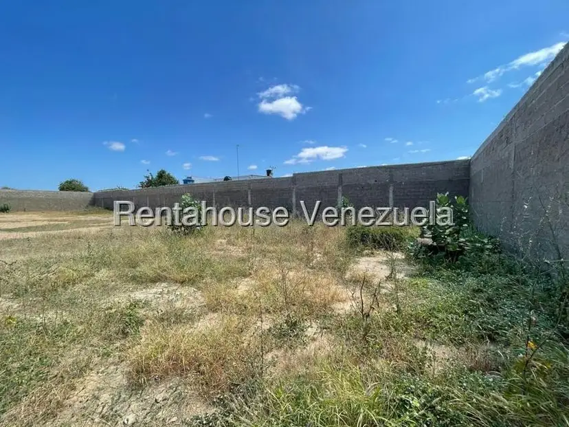 Terreno (Comercial) en Venta en Nuevo Pueblo, Falcon