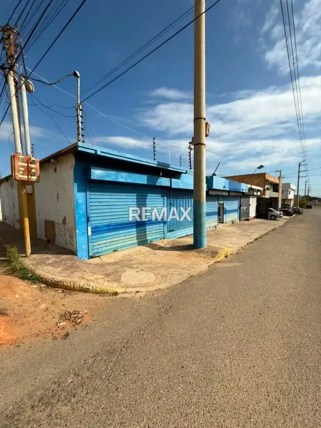 Esquina Comercial , sector 18 de octubre - 2
