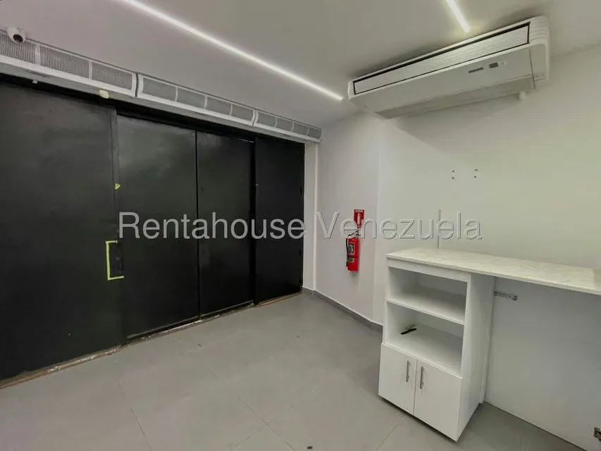 Local Comercial en Venta en Catia, Distrito Metropolitano - 10