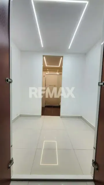 SE VENDE CASA EN URB. TERRAZAS DEL NORTE, SECTOR TIPURO. - 13