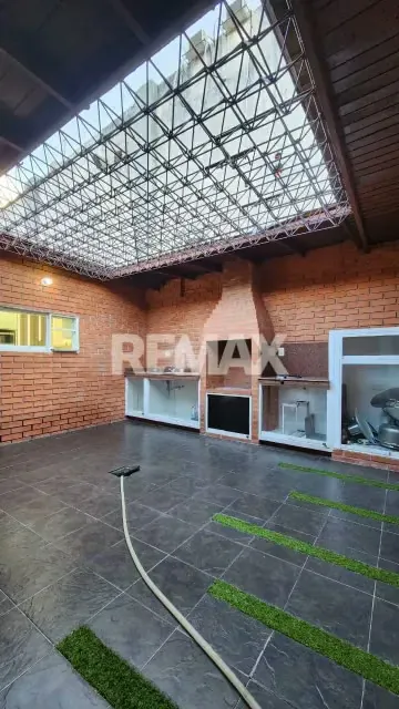 SE VENDE CASA EN URB. TERRAZAS DEL NORTE, SECTOR TIPURO. - 6