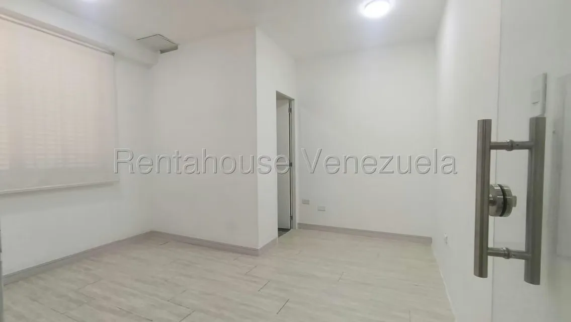 Local Comercial en Alquiler en Altamira, Distrito Metropolitano - 4