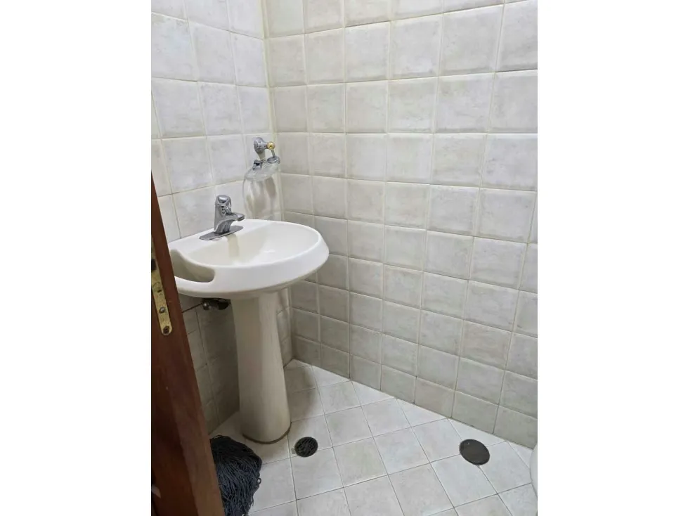 Apartamento en los Naranjos del Cafetal En Venta 148m2 - 23