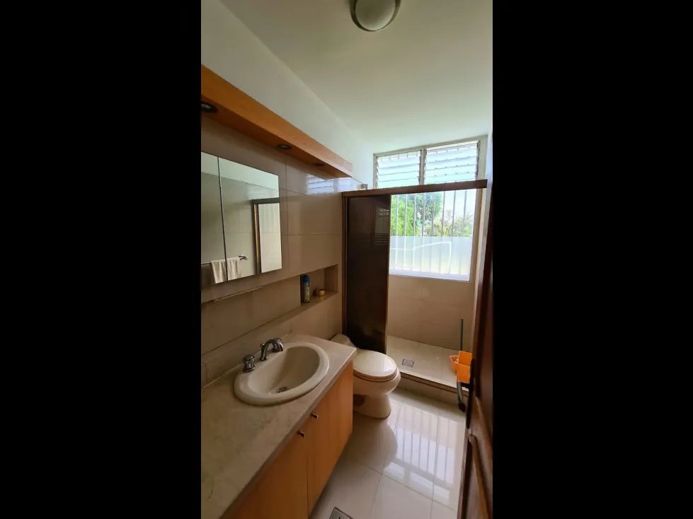 En Venta Edificio de 3 Pisos en Altamira, Chacao (norte) - Caracas - 19