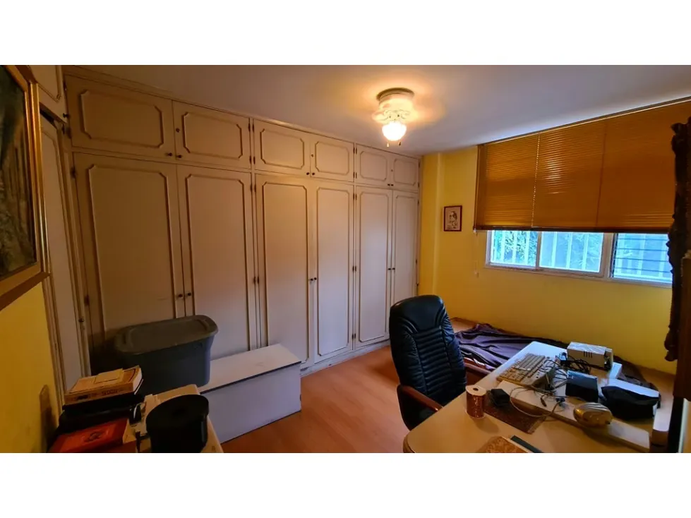 En Venta Edificio de 3 Pisos en Altamira, Chacao (norte) - Caracas - 31