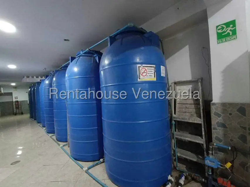 Edificio en Venta en Zona Centro, Aragua - 21