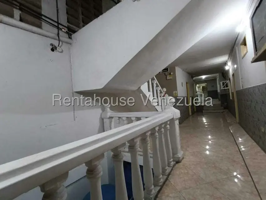 Edificio en Venta en Zona Centro, Aragua - 23
