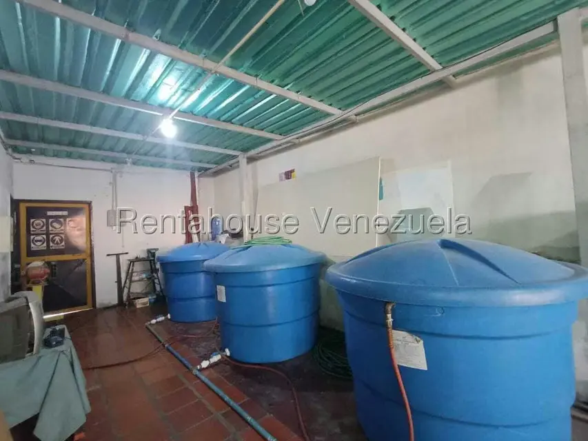 Edificio en Venta en Zona Centro, Aragua - 37