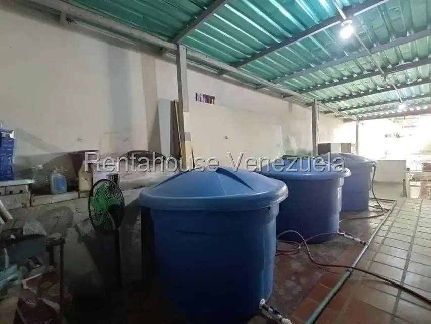 Edificio en Venta en Zona Centro, Aragua - 40
