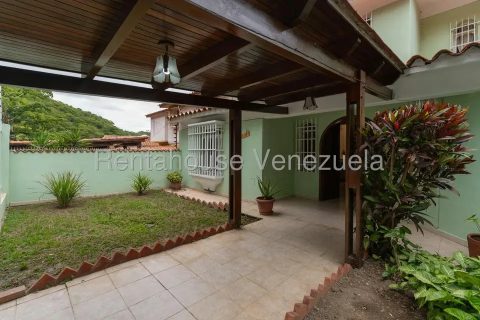 Casa (Multipes Niveles) en Venta en Alto Prado, Distrito Metropolitano - 2