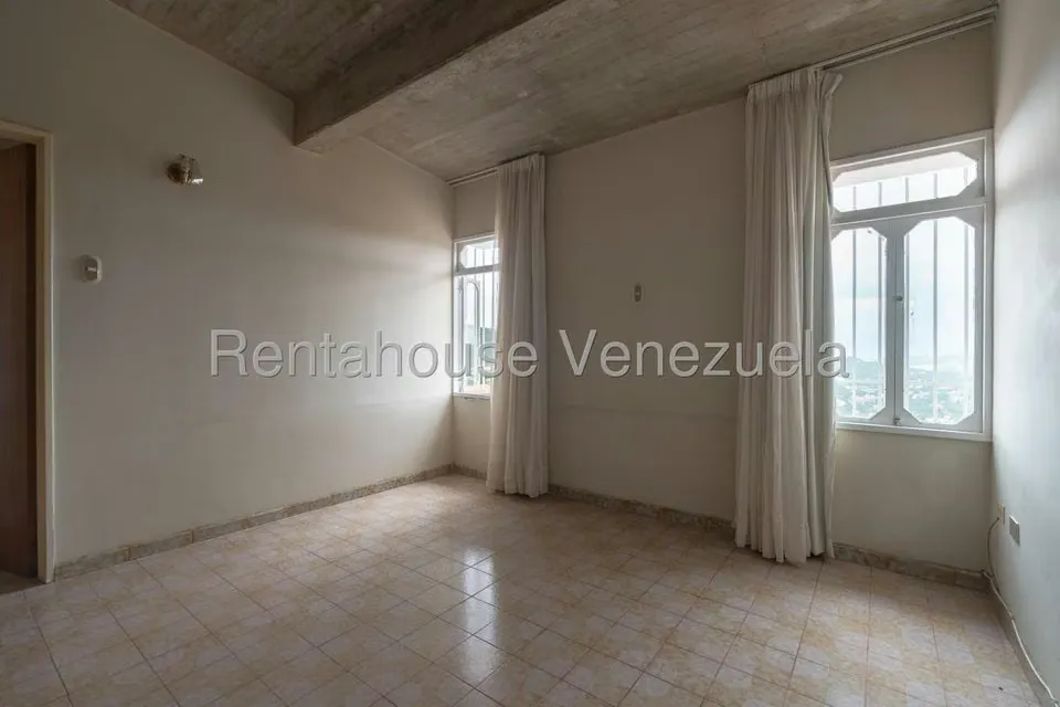 Casa (Multipes Niveles) en Venta en Alto Prado, Distrito Metropolitano - 22