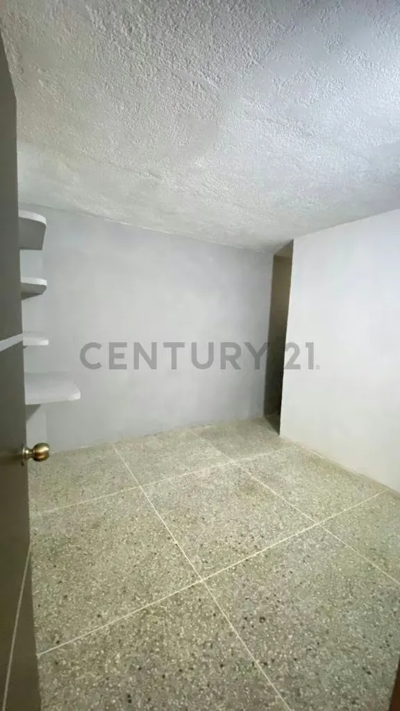 En Alquiler casa amocblada Urbanización Don Samuel - 6