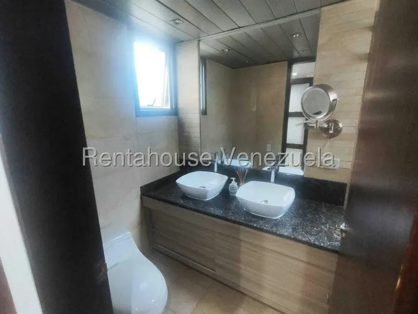 Apartamento (1 Nivel) en Alquiler en Las Mesetas de Santa Rosa de Lima, Distrito Metropolitano - 15