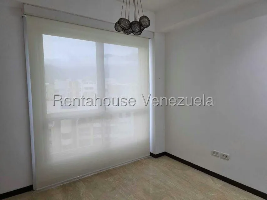 Apartamento (1 Nivel) en Alquiler en Las Mesetas de Santa Rosa de Lima, Distrito Metropolitano - 17