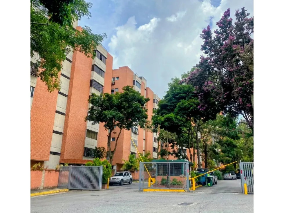 Vendo hermoso apartamento133m2 3hab 3b 1p Los Pinos 5211