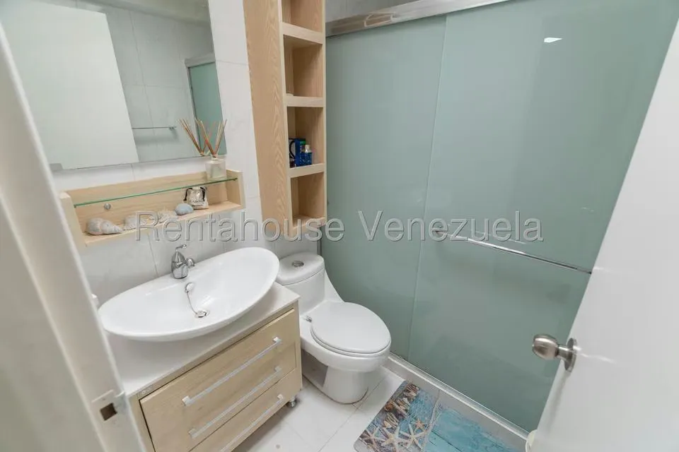 Townhouse (Duplex) en Venta en Puerto Encantado, Miranda - 30