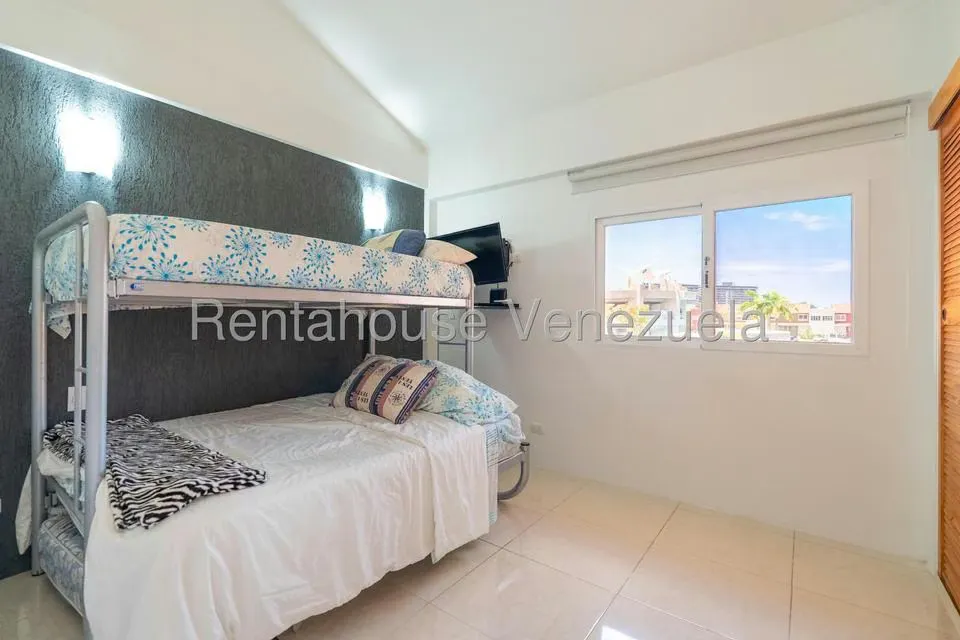 Townhouse (Duplex) en Venta en Puerto Encantado, Miranda - 34