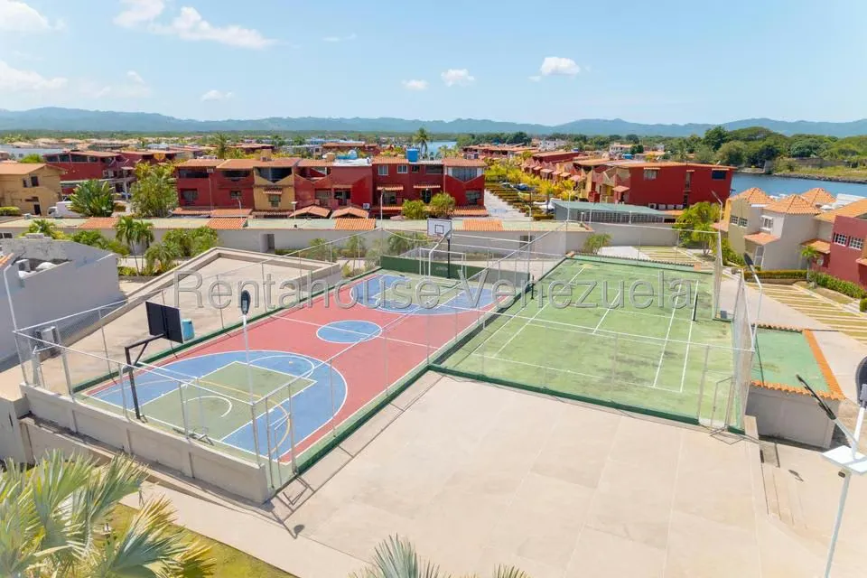 Townhouse (Duplex) en Venta en Puerto Encantado, Miranda - 5