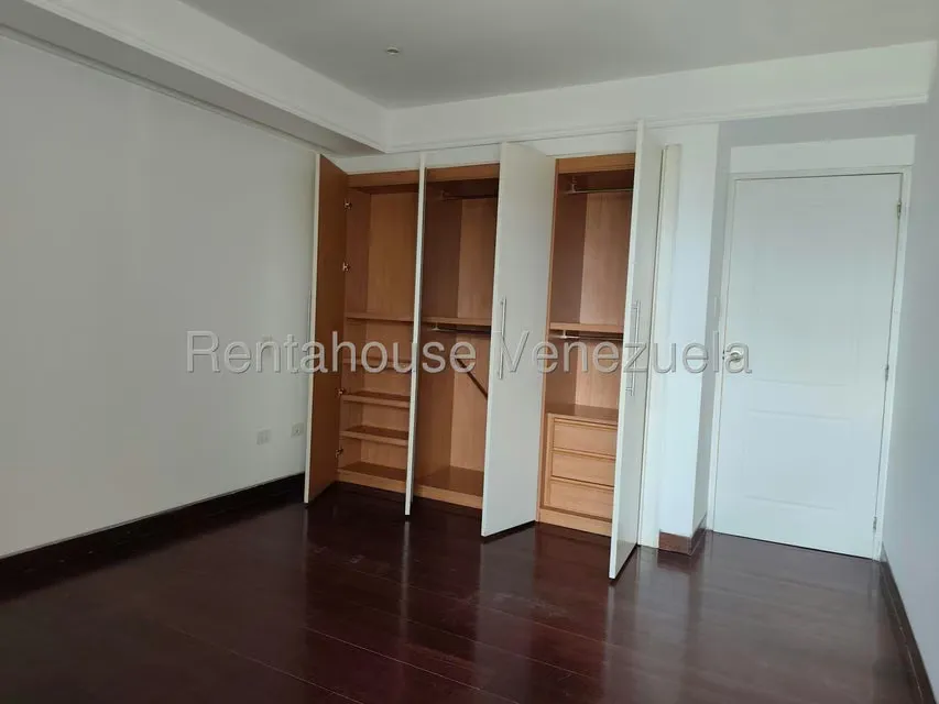 Apartamento (1 Nivel) en Venta en Terrazas del Country, Carabobo - 35