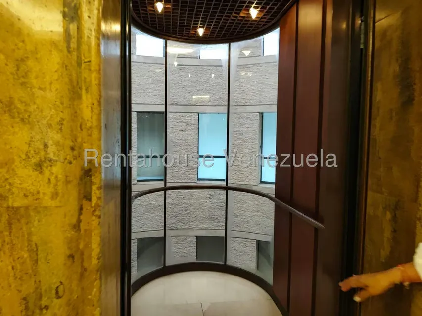 Apartamento (1 Nivel) en Venta en Terrazas del Country, Carabobo - 6
