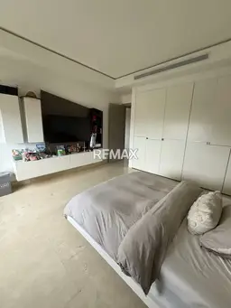 View 18