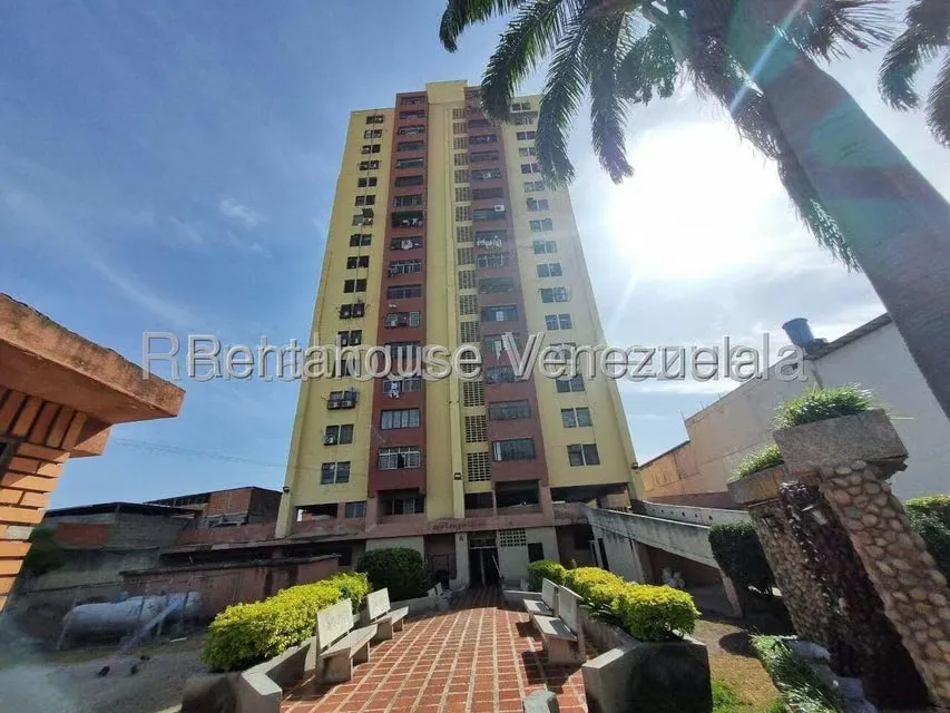 Apartamento (1 Nivel) en Venta en Centro, Lara - 21