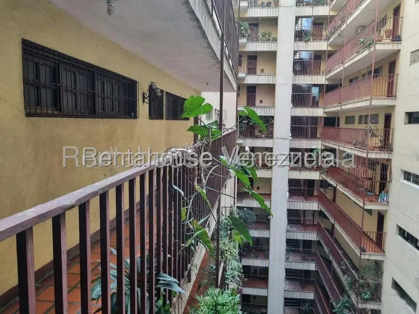 Apartamento (1 Nivel) en Venta en Centro, Lara - 24