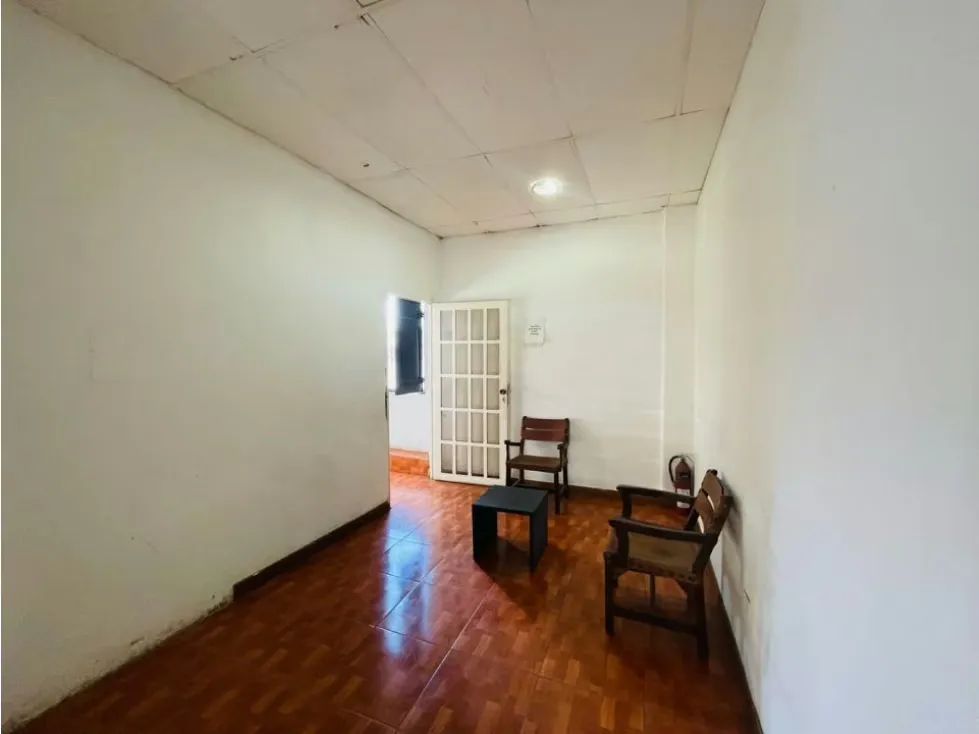 Se vende edificio industrial 2.857m2 Los Ruices 5216 - 8
