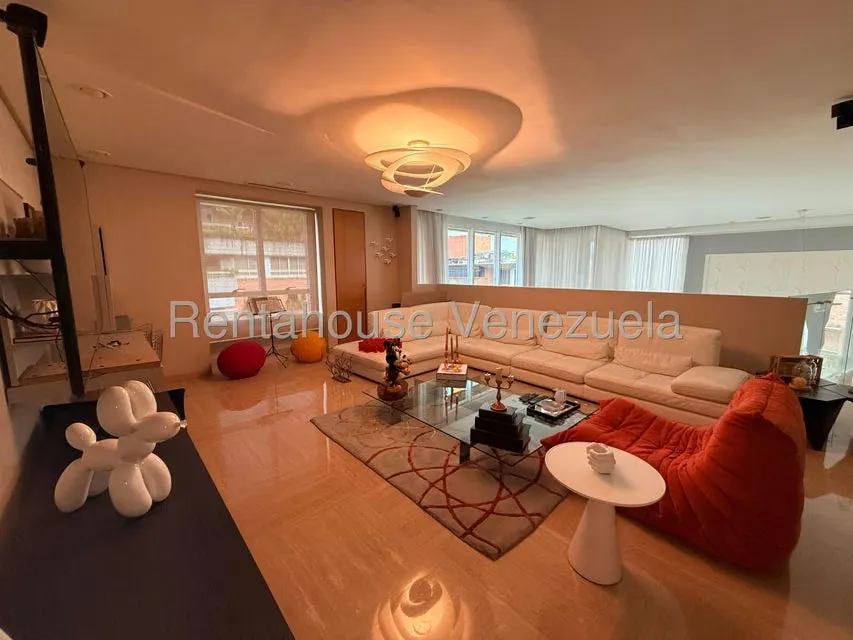 Apartamento (Multiples Niveles) en Venta en Campo Alegre, Distrito Metropolitano - 25