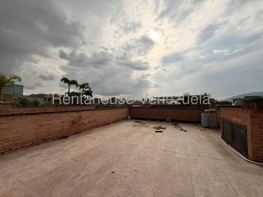 Apartamento (Multiples Niveles) en Venta en Campo Alegre, Distrito Metropolitano - 31