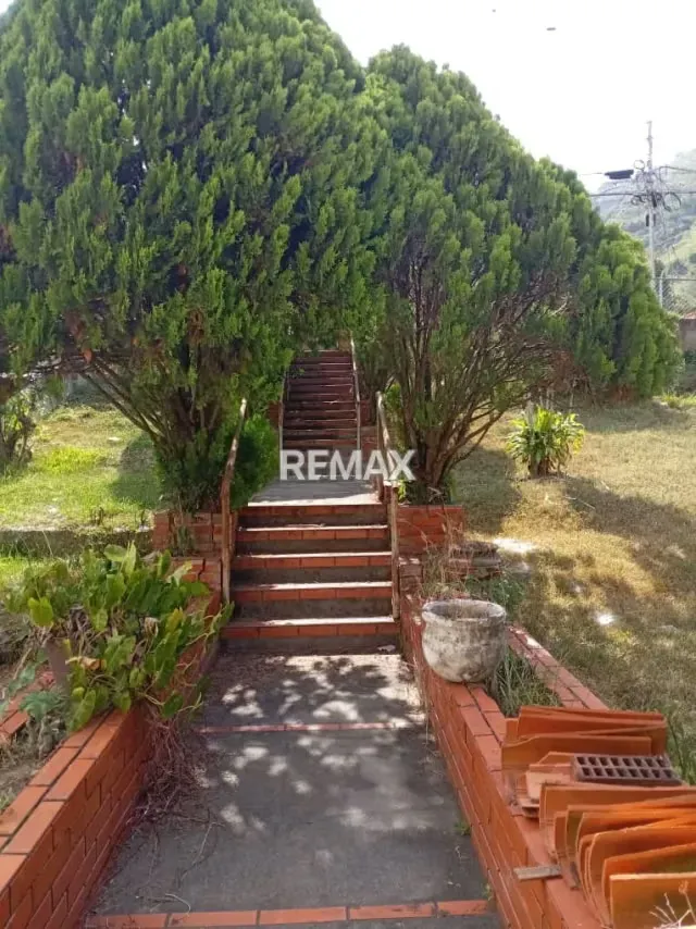Casa quinta residencial en venta, sector El Hatico - 2