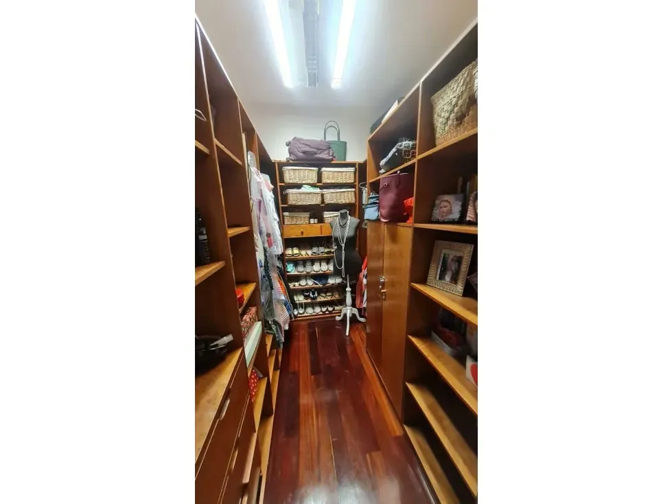 Vendo apartamento 240m2 Las Mercedes 9419 - 10
