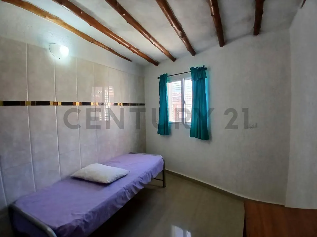CASA CON DOS APARTAMENTOS INDEPENDIENTES EN PORLAMAR, ISLA DE MARGARITA - 21