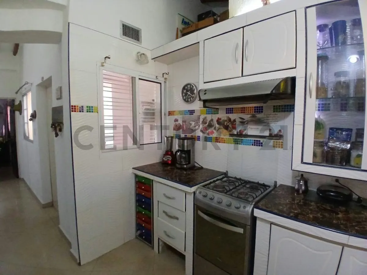 CASA CON DOS APARTAMENTOS INDEPENDIENTES EN PORLAMAR, ISLA DE MARGARITA - 26