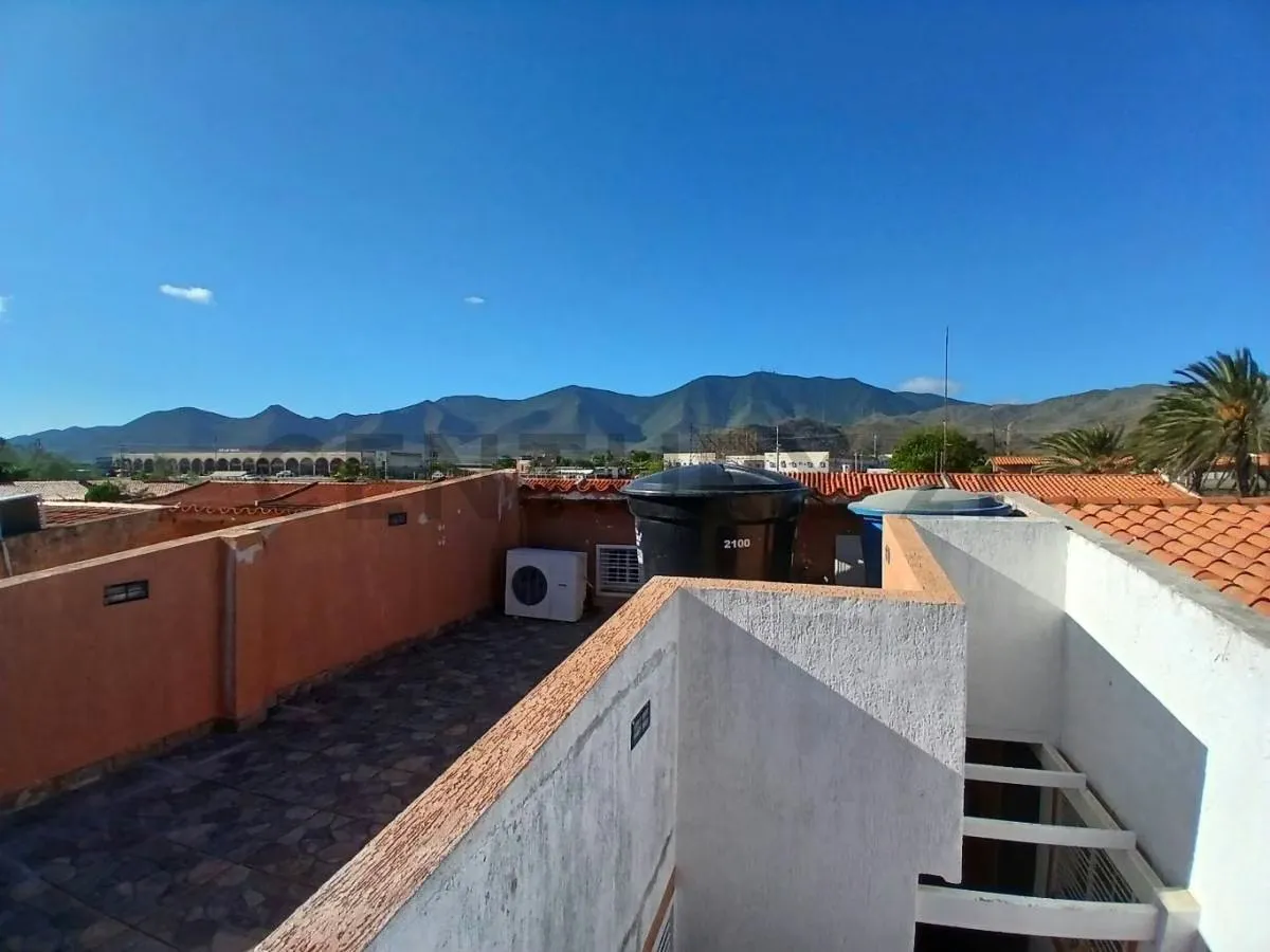 CASA CON DOS APARTAMENTOS INDEPENDIENTES EN PORLAMAR, ISLA DE MARGARITA - 6
