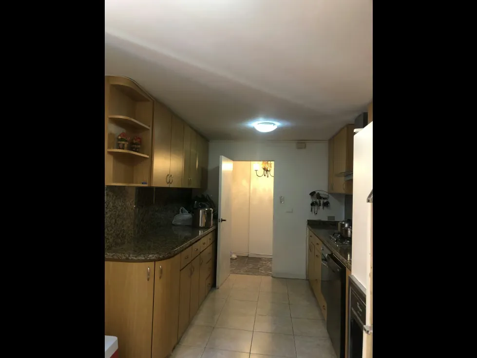 Se vende apartamento 136m2 Los Palos Grandes 7872