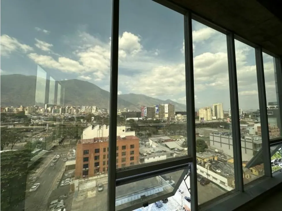 AMPLIA OFICINA CON VISTA AL AVILA EN LAS MERCEDES OBRA GRIS Anma - 8