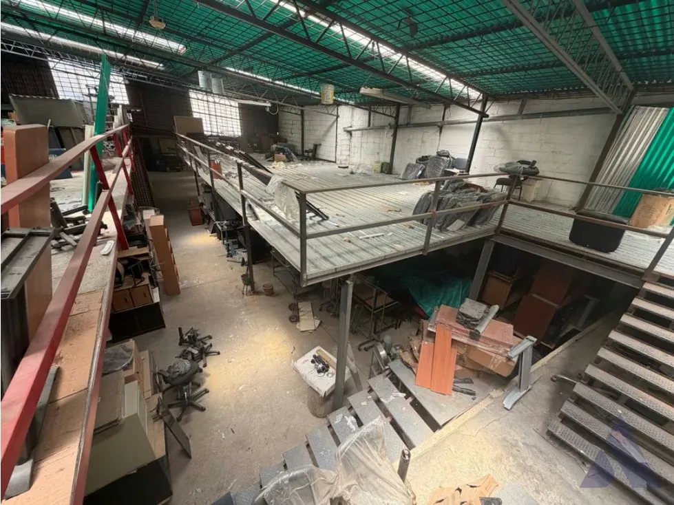Vendo galpón 800m2 La Yaguara 5302 - 12