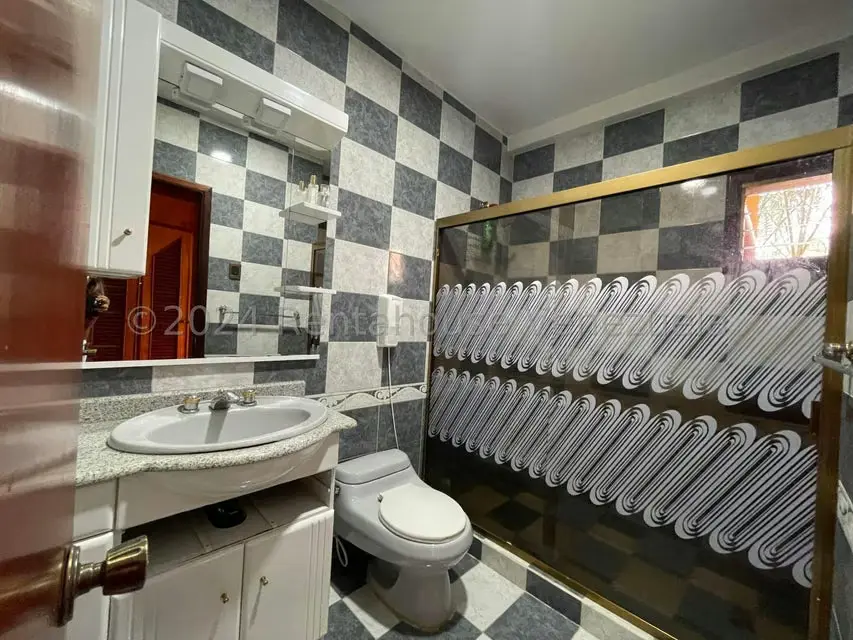 Casa (Duplex) en Venta en El Castaño (Zona Privada), Aragua - 41