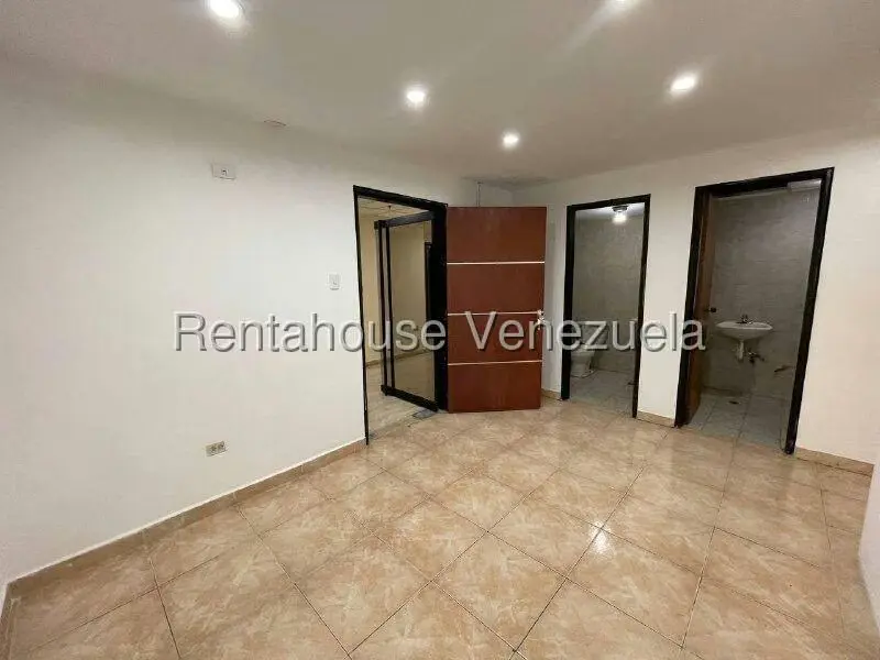 Local Comercial en Alquiler en Avenida Bolivar, Aragua - 6