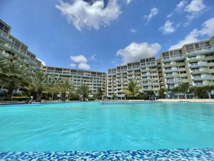 Apartamento (1 Nivel) en Alquiler en Agua Sal, Miranda