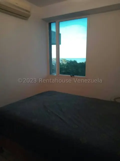 Apartamento (1 Nivel) en Alquiler en Agua Sal, Miranda - 14