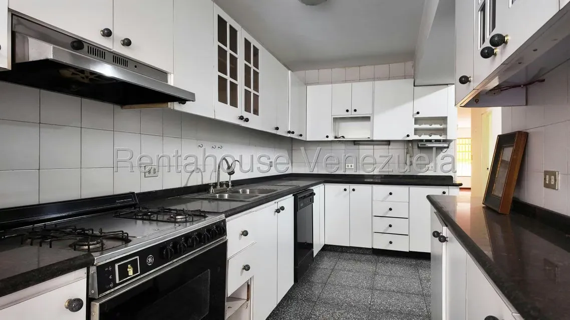 Apartamento (1 Nivel) en Venta en El Cafetal, Distrito Metropolitano - 16