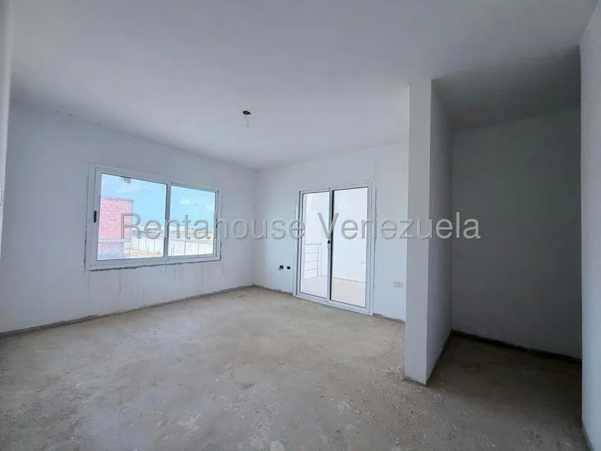 Townhouse (Duplex) en Venta en Puerta Maraven, Falcon - 11
