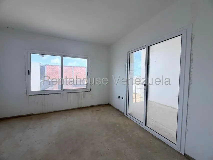 Townhouse (Duplex) en Venta en Puerta Maraven, Falcon - 12
